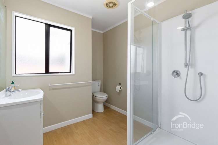 2/182 Russell Road Manurewa_6