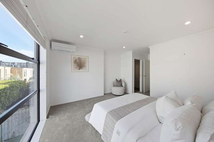 43 Scoria Crescent Stonefields_11