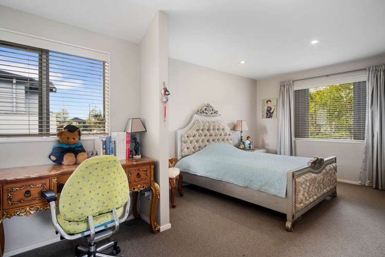 8 Oak View Terrace Schnapper Rock_13