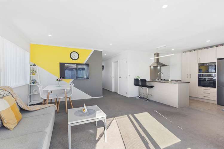 8 Whareatua Avenue Takanini_4