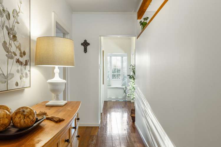 16 Waitoki Road Waitoki_15