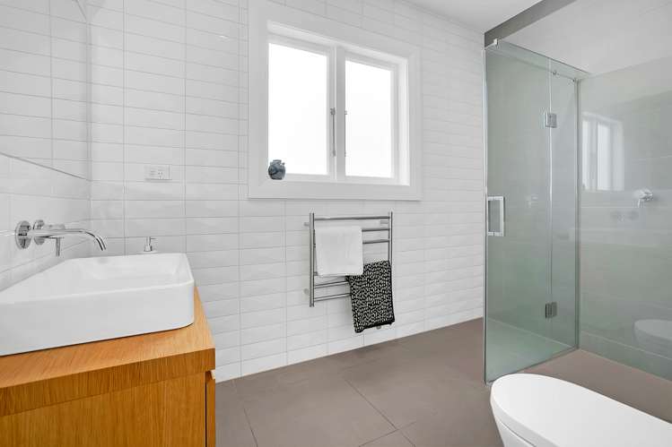 37 Formby Avenue Point Chevalier_15