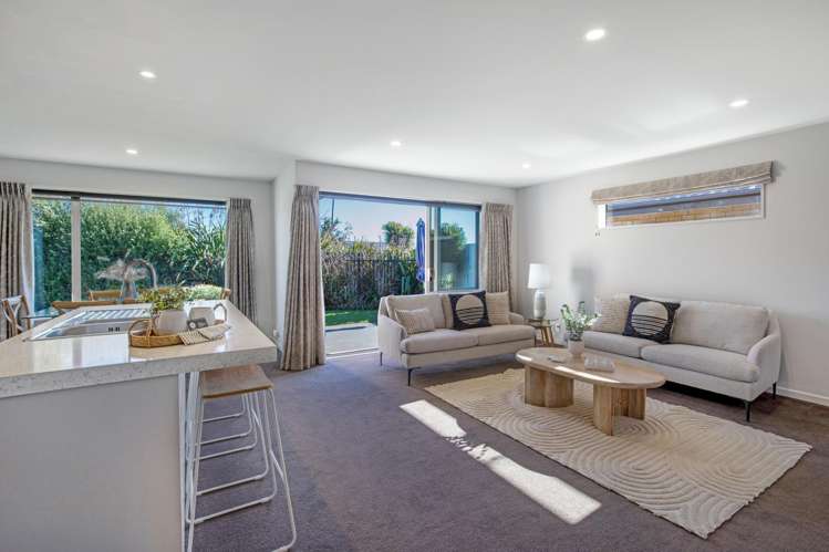 15 Dunaverty Place_0