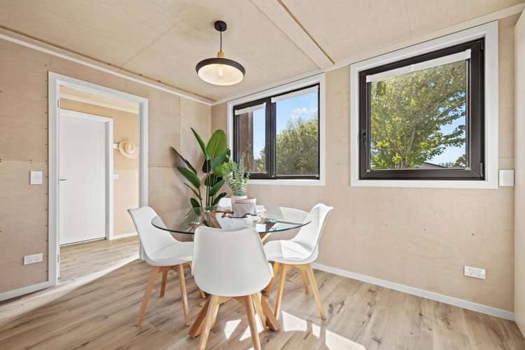 1/61 Mackworth Street Woolston_6