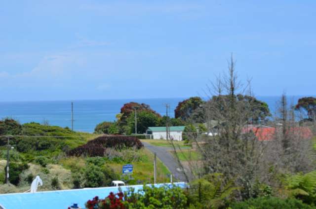 59 North Street Mokau_3