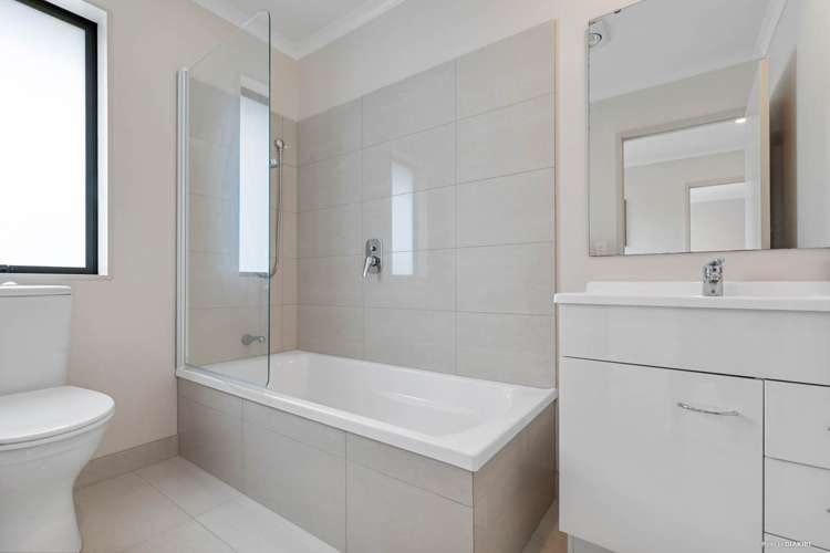 23 Maylee Crescent Gulf Harbour_13