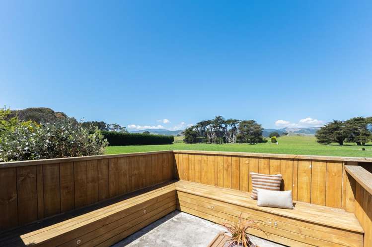 94 The Drive Paraparaumu Beach_25