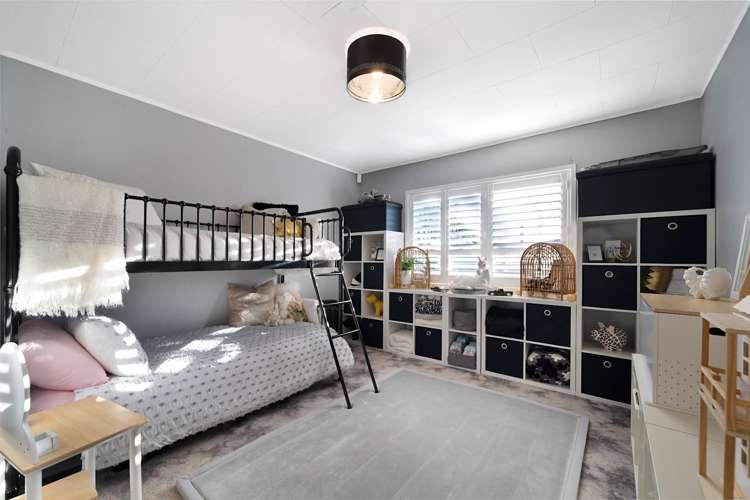 12 Pahi Place West Harbour_9