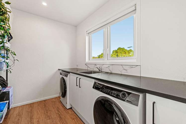 1 Beach Street Birdlings Flat_15