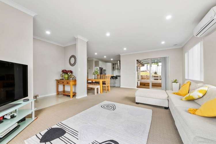 20 Aditi Close Massey_5