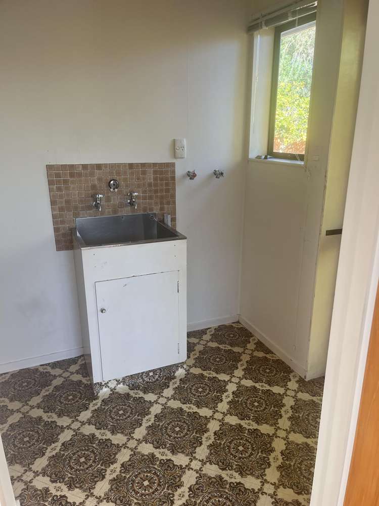 2/3 Exeter Street Stoke_20