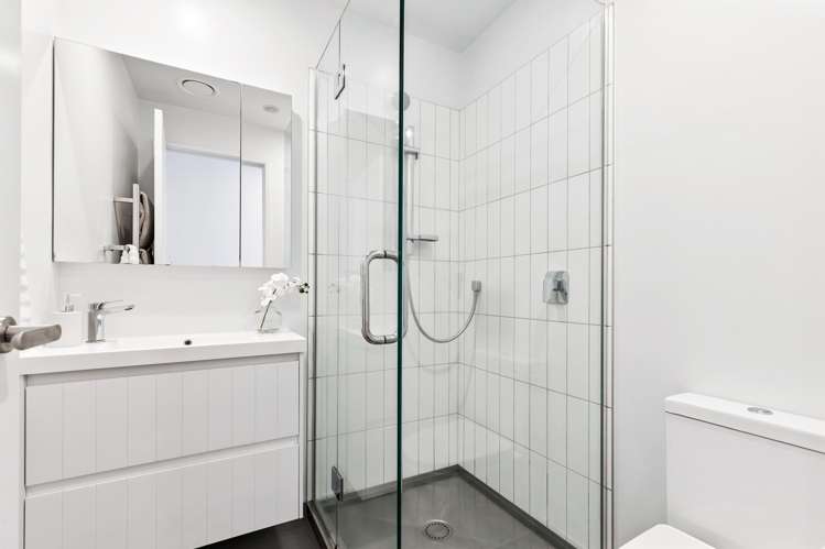 G06/1 Sidney Wallingford Way Hobsonville_15