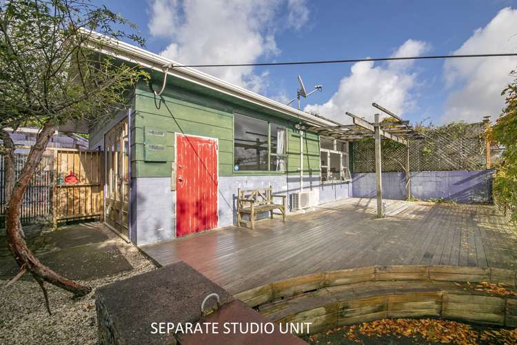 87 Victory Road Laingholm_15