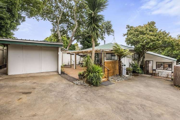 12a Tuakana Street Point England_15