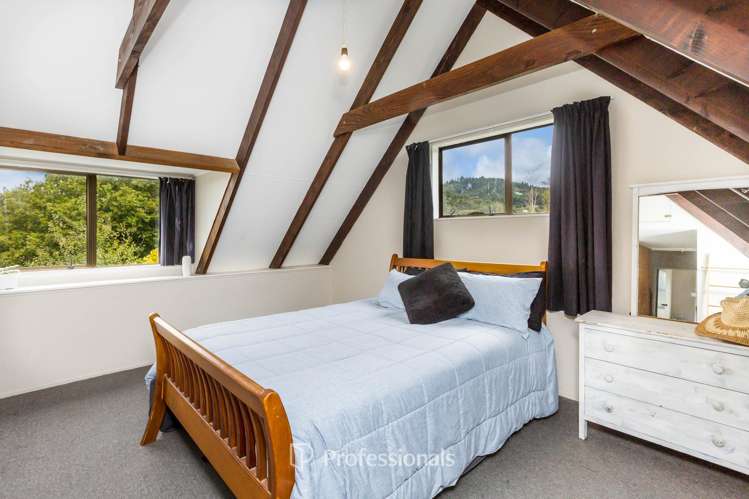 8 Sunbrae Drive Silverstream_10