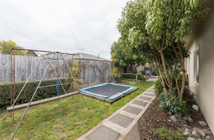 55 Lord Auckland Road Wakefield_22