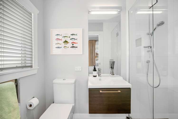 11a Wright Road Point Chevalier_11