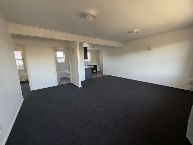 31C Carnot Street 1070_2