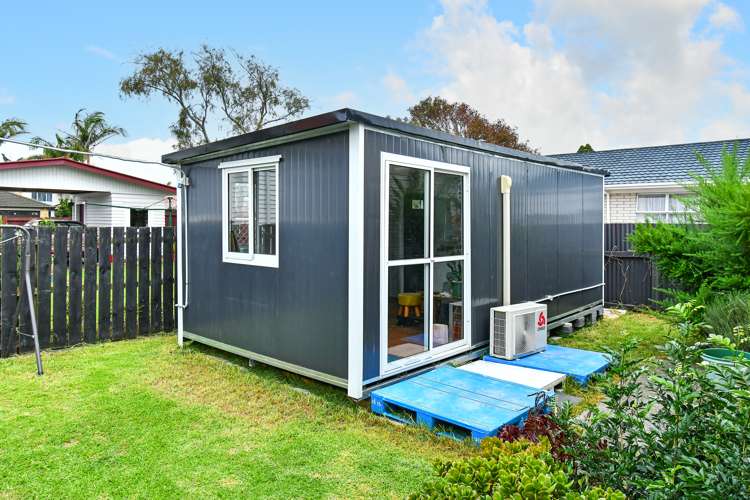 35 Wilmay Avenue Papatoetoe_11