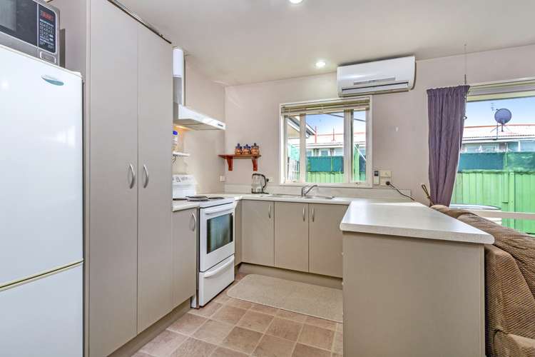 8/446 Ferry Road Woolston_6