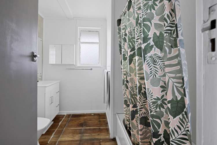 53 Kauae Street Manaia_19