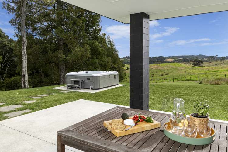 131 Bodhisattva Road Waitoki_12