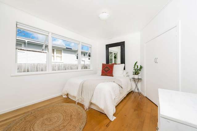 18 Lowtherhurst Road Massey_4