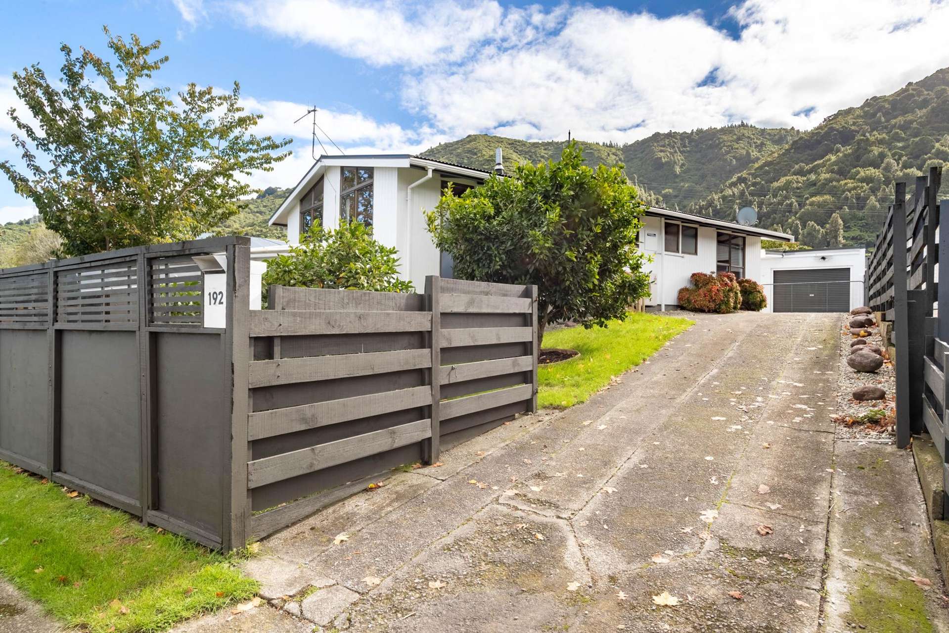 192 California Drive Totara Park_0