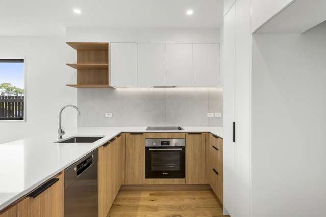 1 Te Tatua o Pere Road Three Kings_2