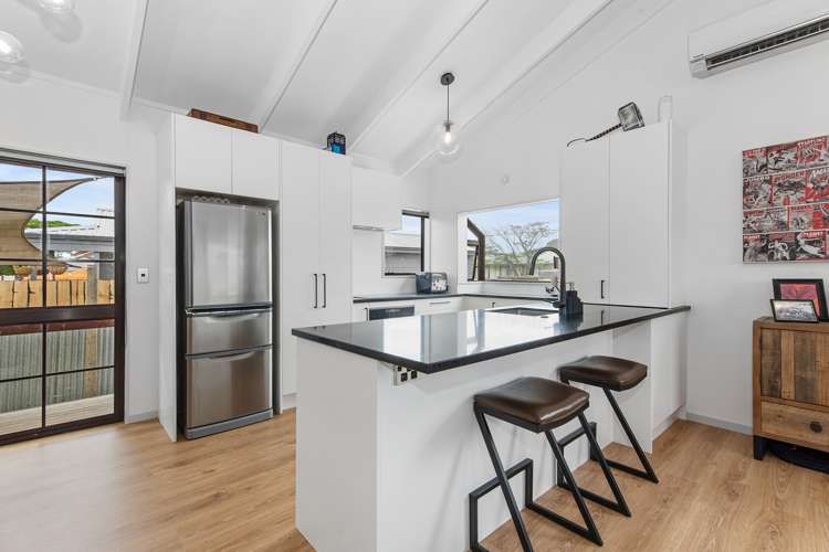 15b Lloyd Drive Nawton_5