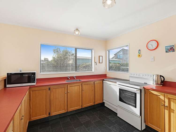 10 Downes Avenue Springvale_19