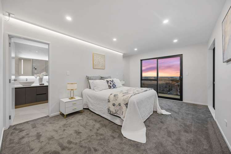 11 Mill Hill Close Flat Bush_27