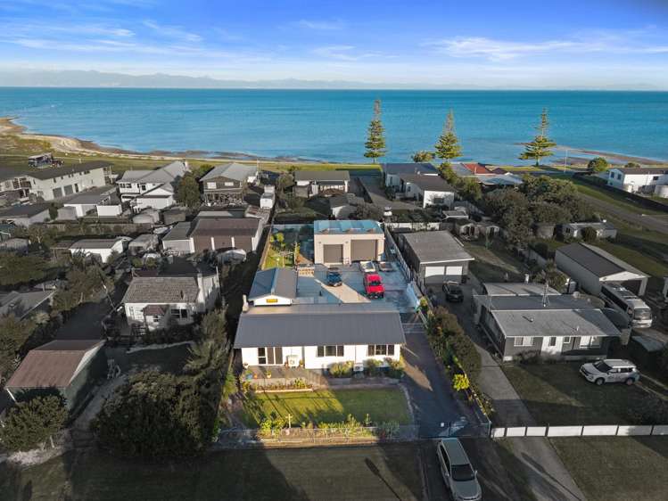 16 Kowhai Avenue Kaiaua_19