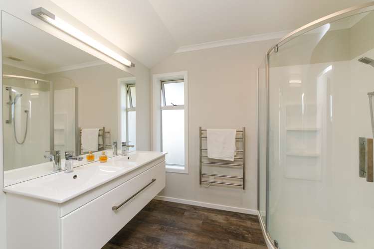 5 Mahi Grove Feilding_14