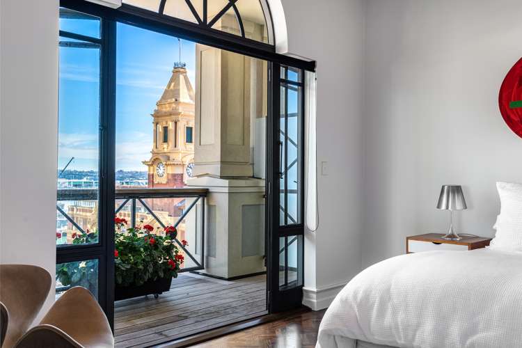 2 Queen Street Auckland Central_15