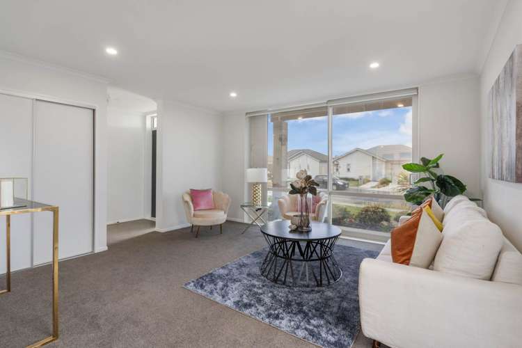 22 Soaring Bird Drive Takanini_5