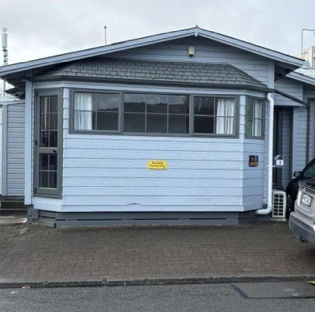 Well-located Taradale office or beauty rooms