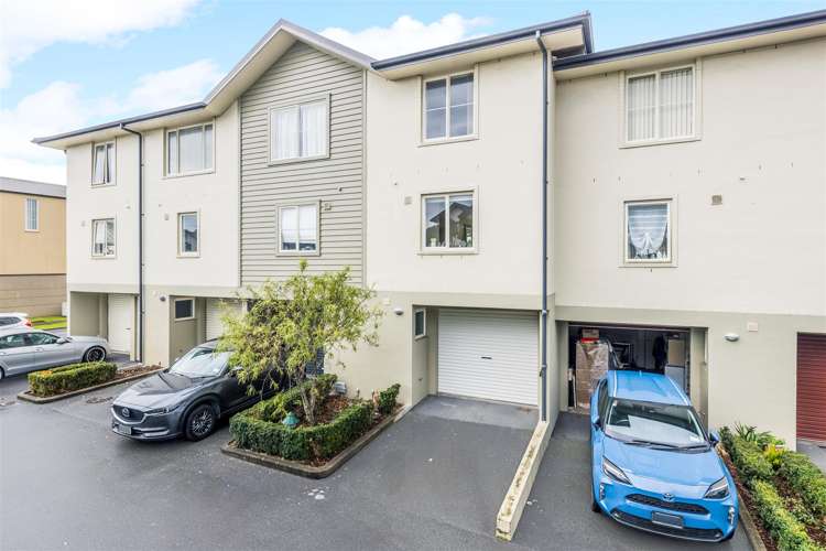 37 Kirikiri Lane East Tamaki_2