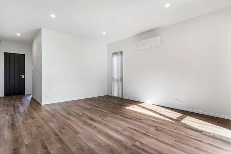 18 Puwha Street Massey_7