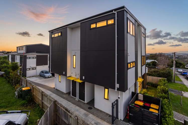 4/43A Waimumu Road Massey_22