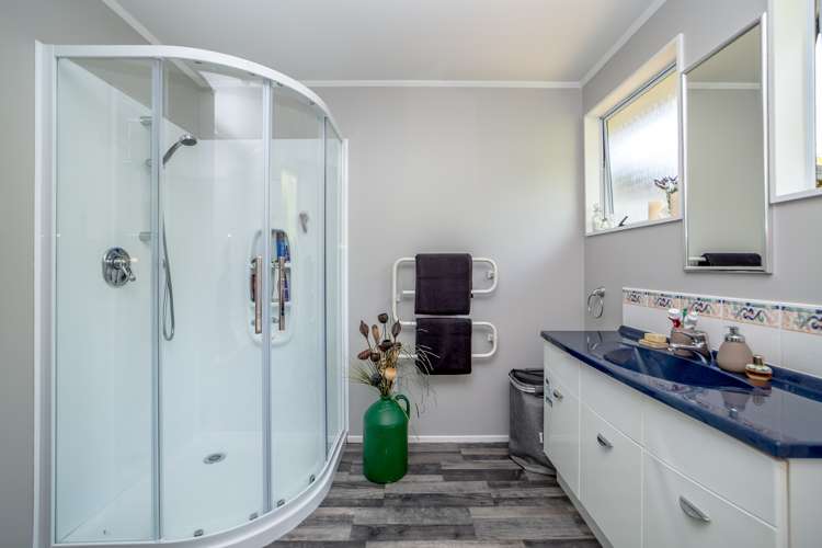 51 Short Road Pahiatua_4