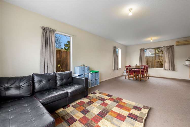 1/25 De Havilland Street Hornby_5