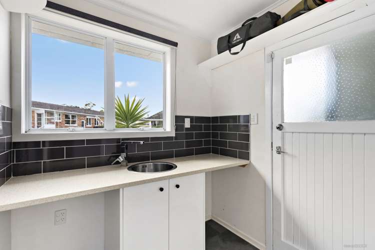 921 Whangaparaoa Road Manly_13