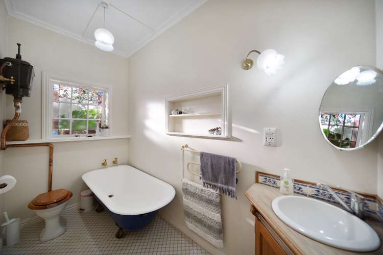 23 Pohutukawa Avenue Cockle Bay_14
