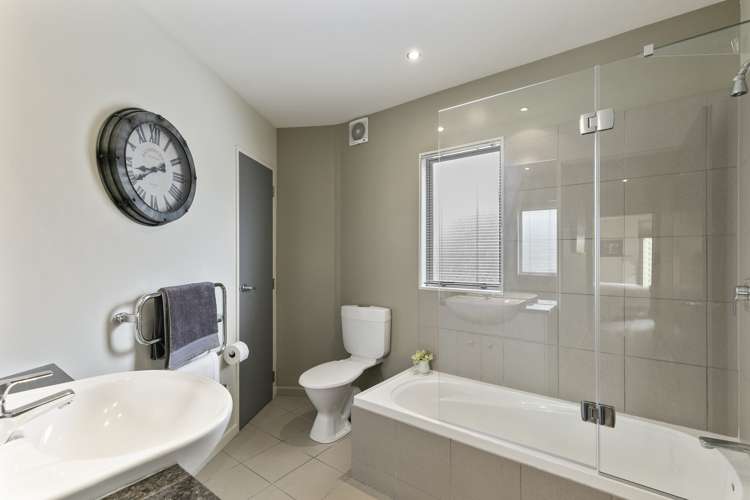 88/305 Evans Bay Parade Hataitai_16