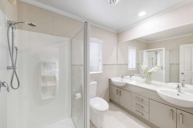 65 Chateau Rise Flat Bush_10