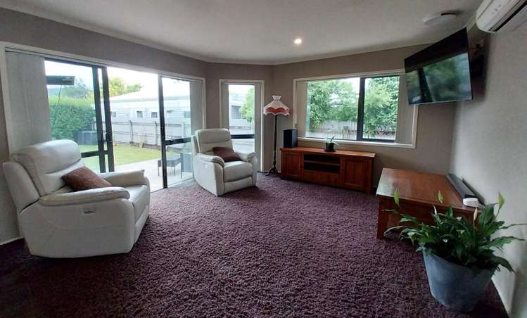 72 Crampton Road_2