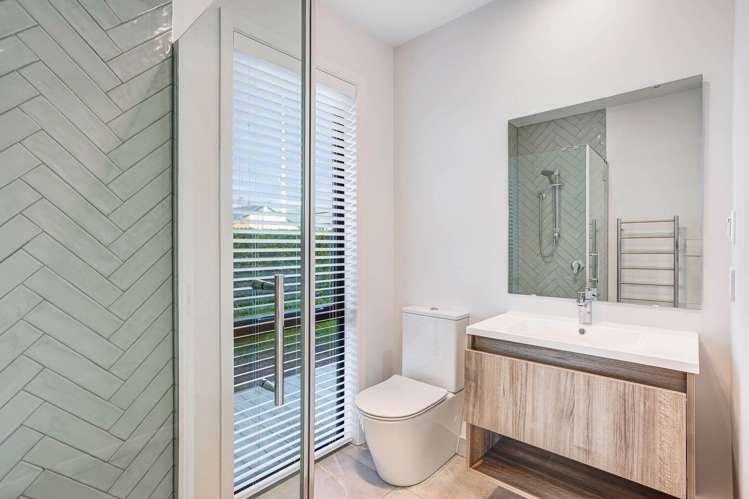 14 Kotuitui Drive Orewa_22