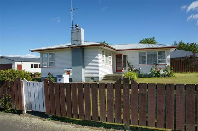 25 Waterloo Street Dannevirke_1