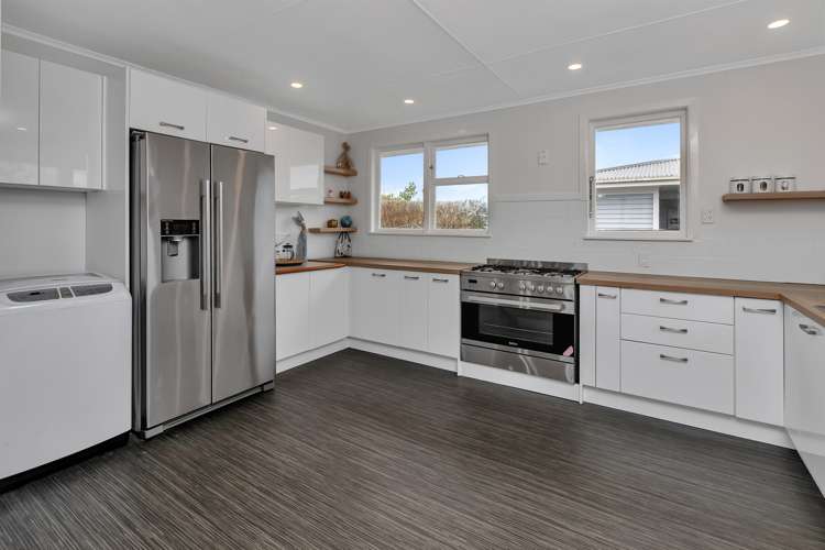 17 Meadow Park Crescent Tikipunga_7